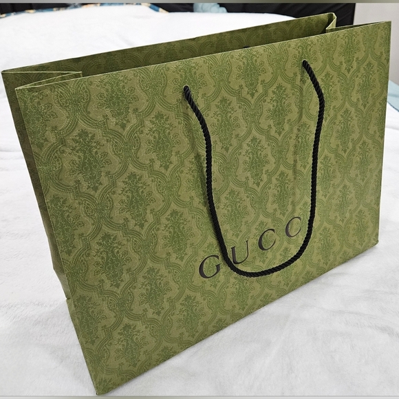 XL Huge Authentic GUCCI Empty Green Logo Textured Paper Gift Shopping Bag Tote - Picture 1 of 12